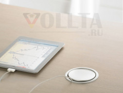 EVOline Port / Нержавеющая сталь / 3 выдвижных розетки