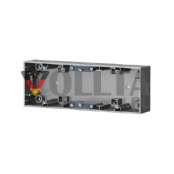 Berker 10537004 K5 накладной корпус,3 группы, горизонтальная, цвет: благородная сталь